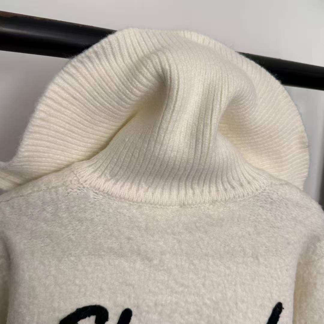 CC Zippered turtleneck thick cardigan