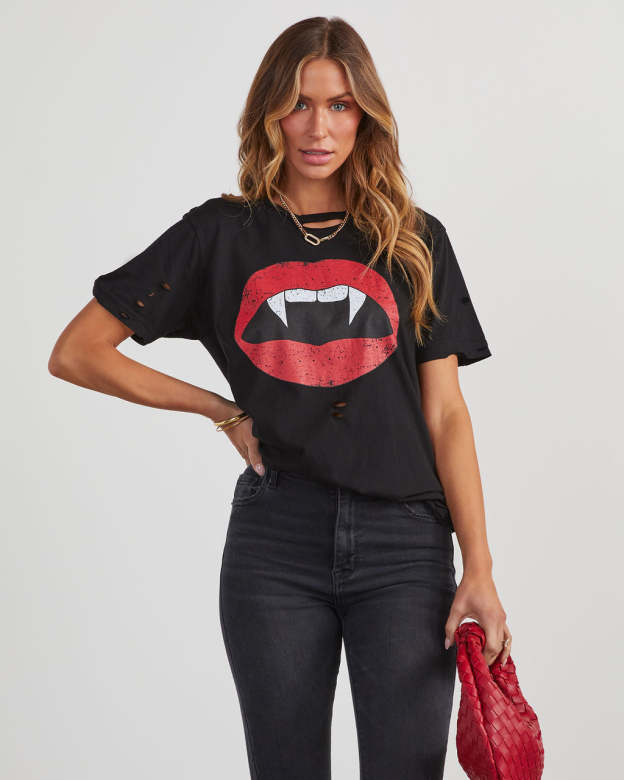 Vampire Lips Distressed Cotton Tee-Matylis