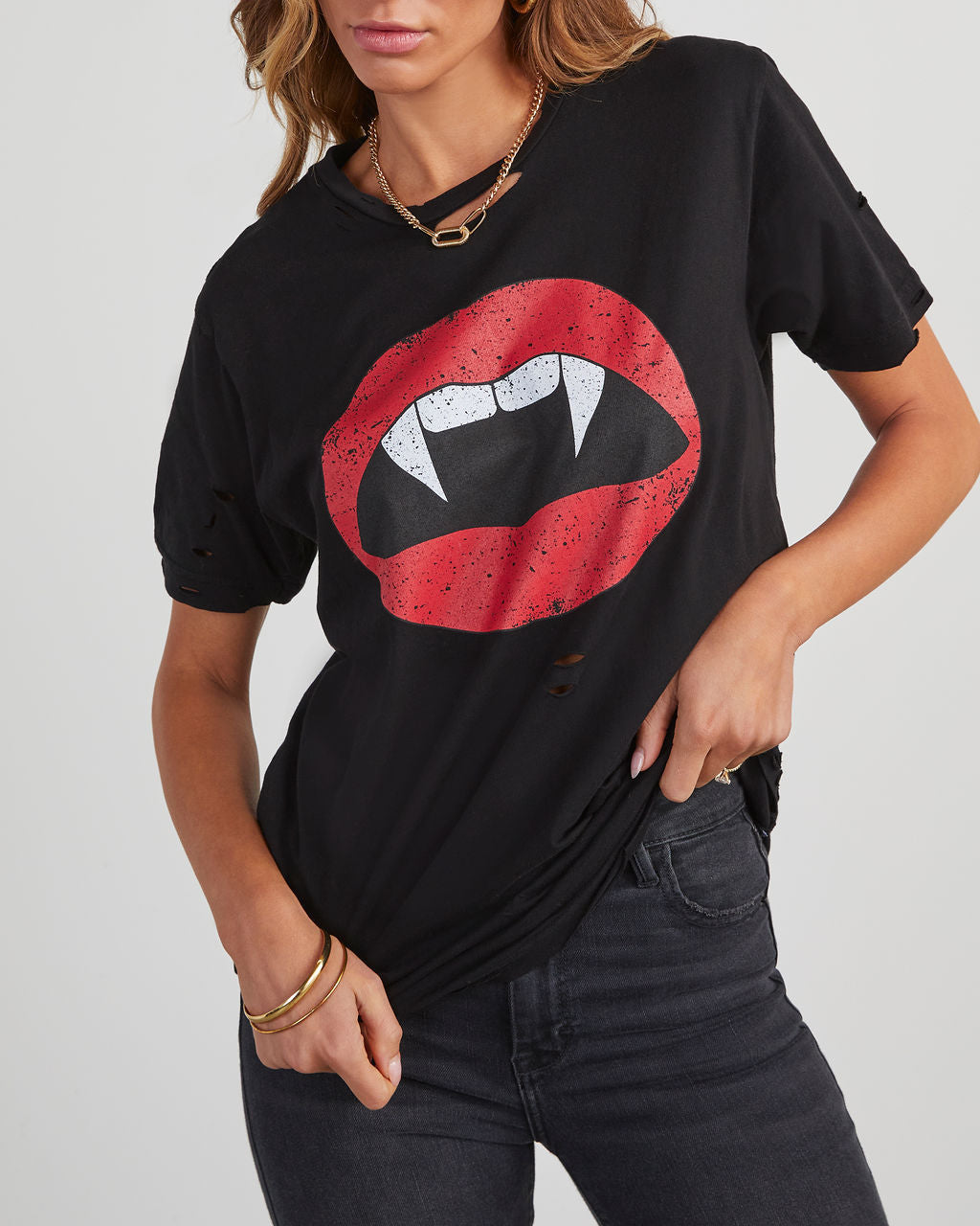 Vampire Lips Distressed Cotton Tee-Matylis