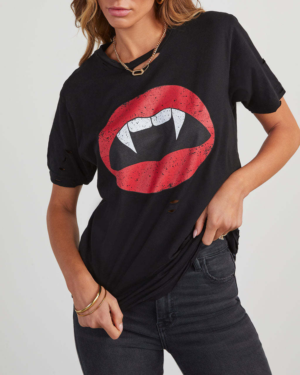 Vampire Lips Distressed Cotton Tee-Matylis
