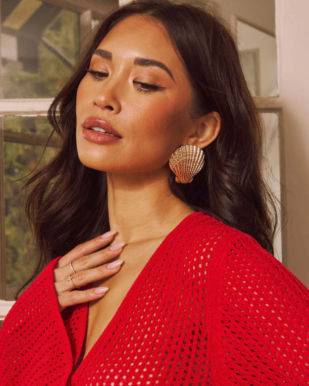 Tropic Cove Textured Seashell Earrings-Matylis