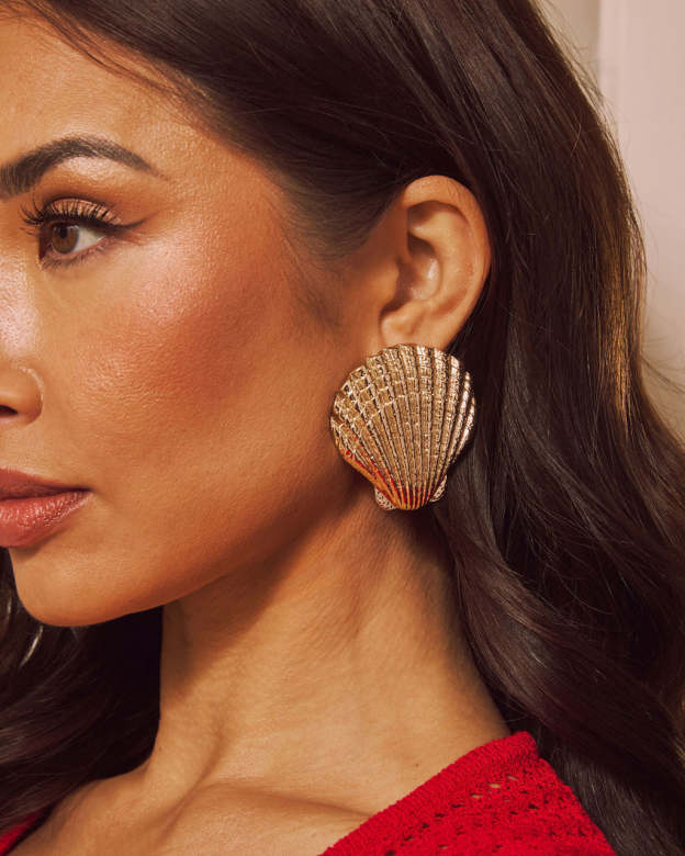 Tropic Cove Textured Seashell Earrings-Matylis