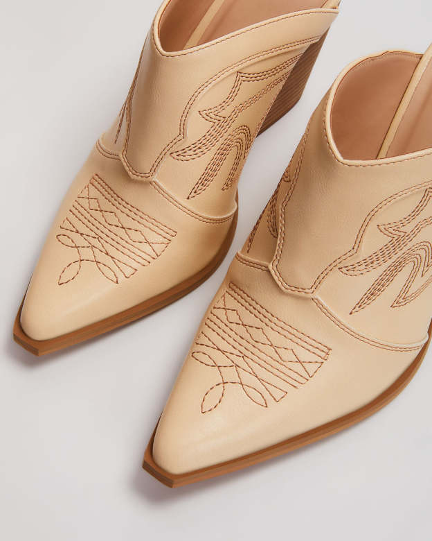 Wild One Western Mule-Matylis