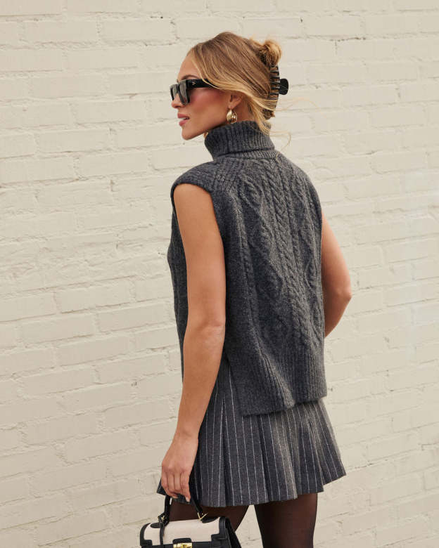 Welma Knit Turtleneck Sweater Vest-Matylis