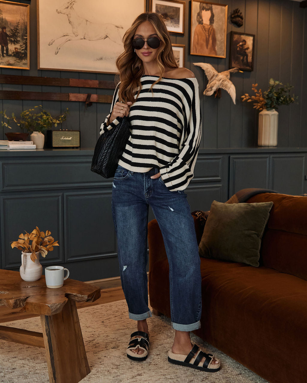 Tawnie Distressed Barrel Jeans-Matylis
