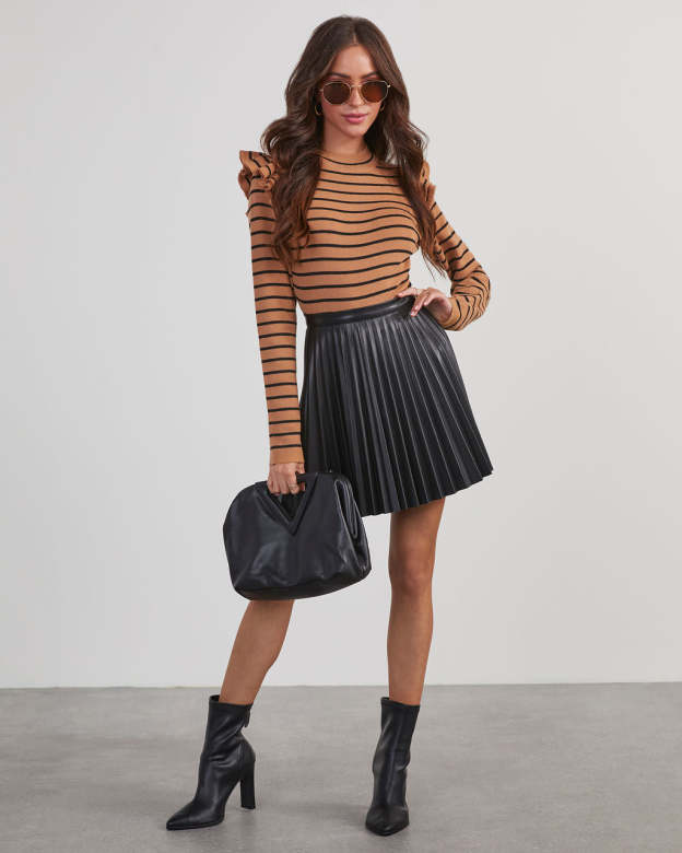 Vixen Pleated Faux Leather Mini Skirt-Matylis