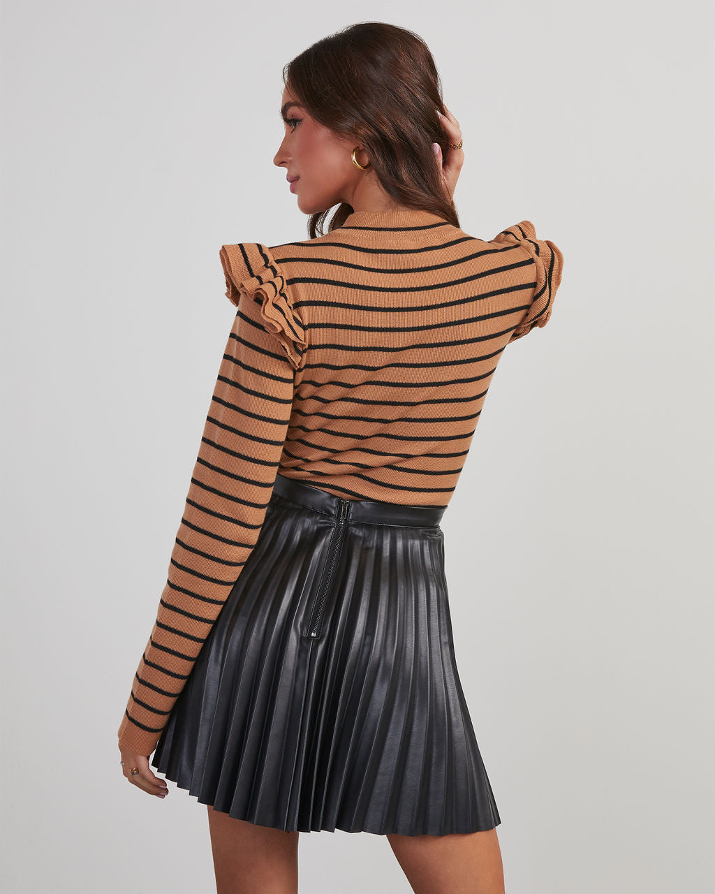 Vixen Pleated Faux Leather Mini Skirt-Matylis
