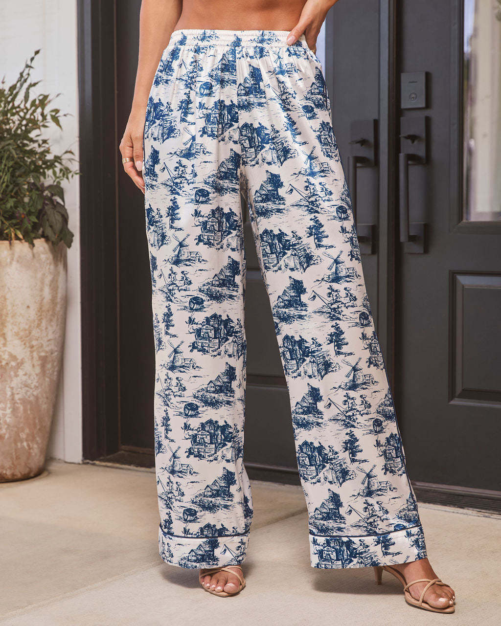 Veranda Satin Toile Print Pants-Matylis