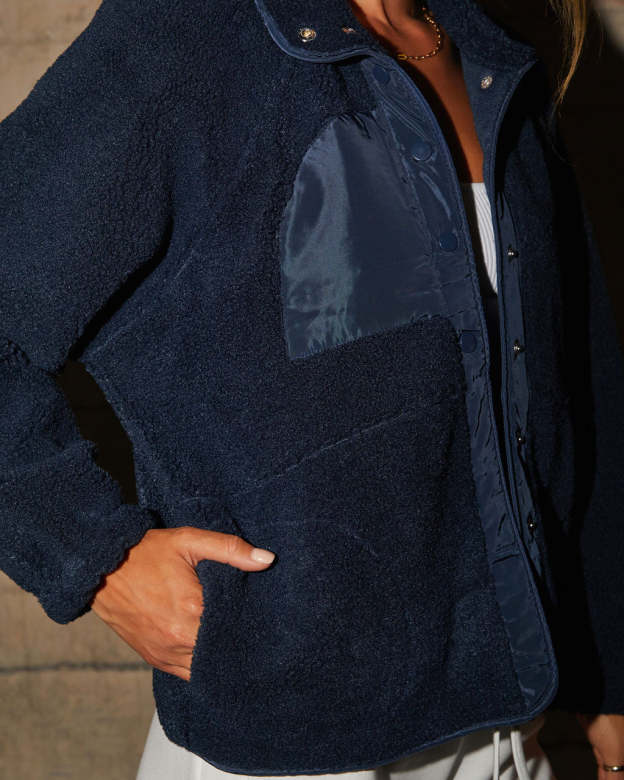 Weekend Errands Fleece Jacket-Matylis