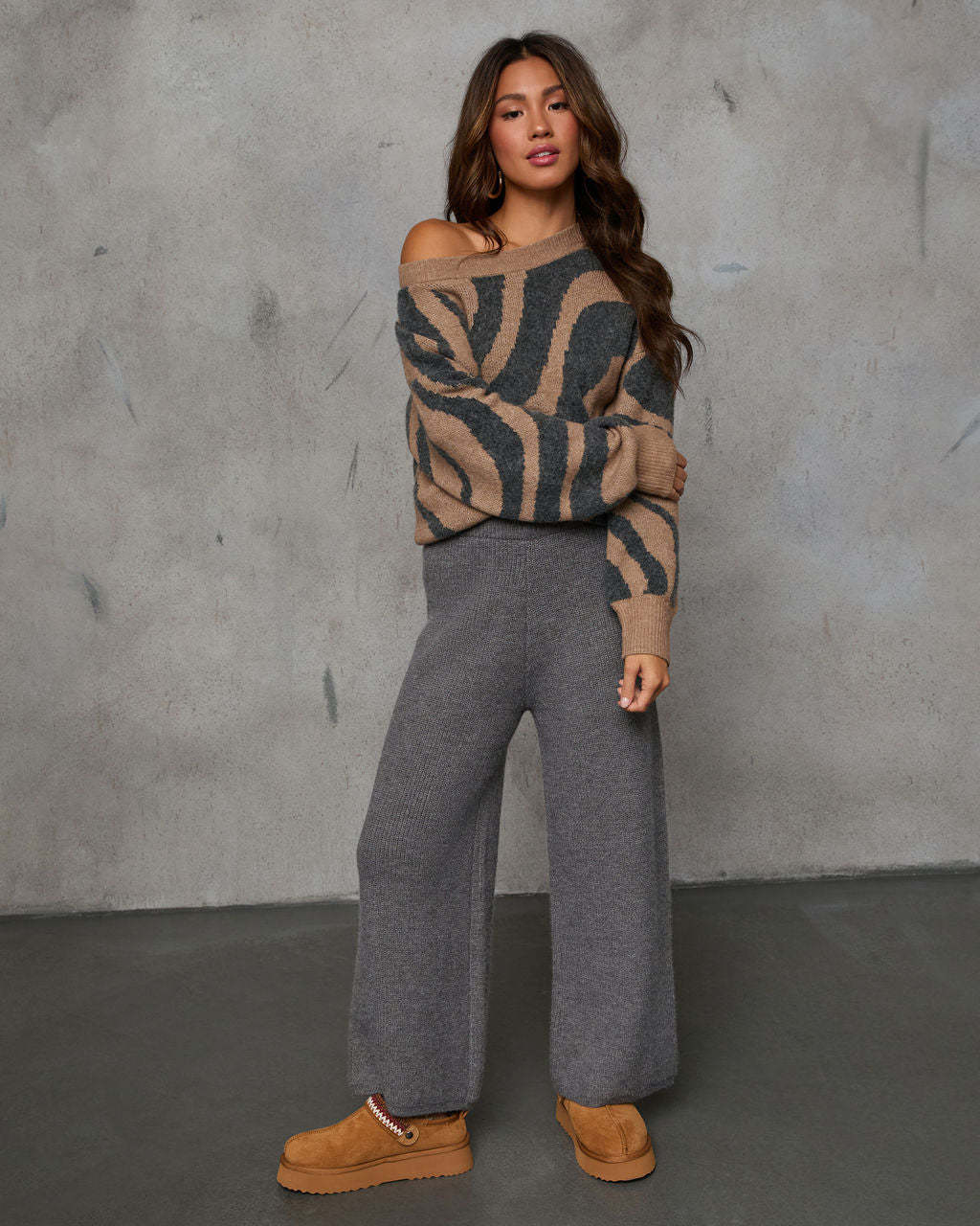 Warm Hold Abstract Pullover Sweater-Matylis