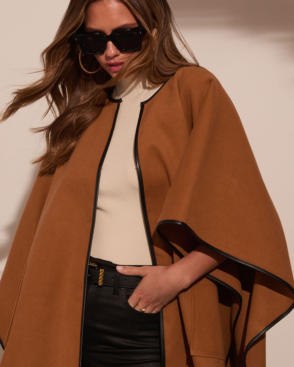 Warm Welcome Contrast Trim Poncho-Matylis