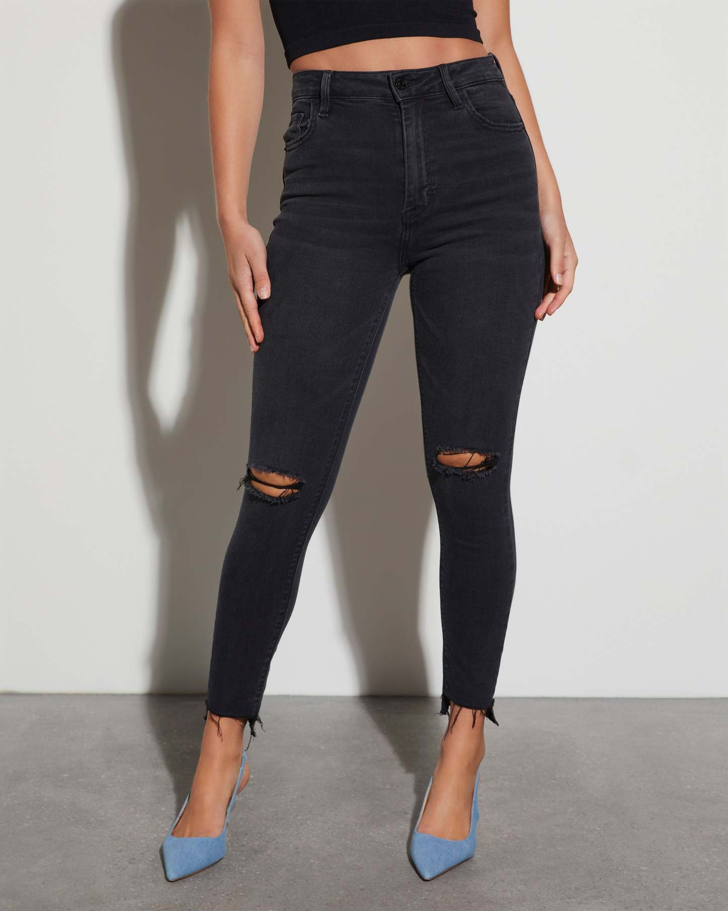 Volt High Rise Distressed Skinny-Matylis