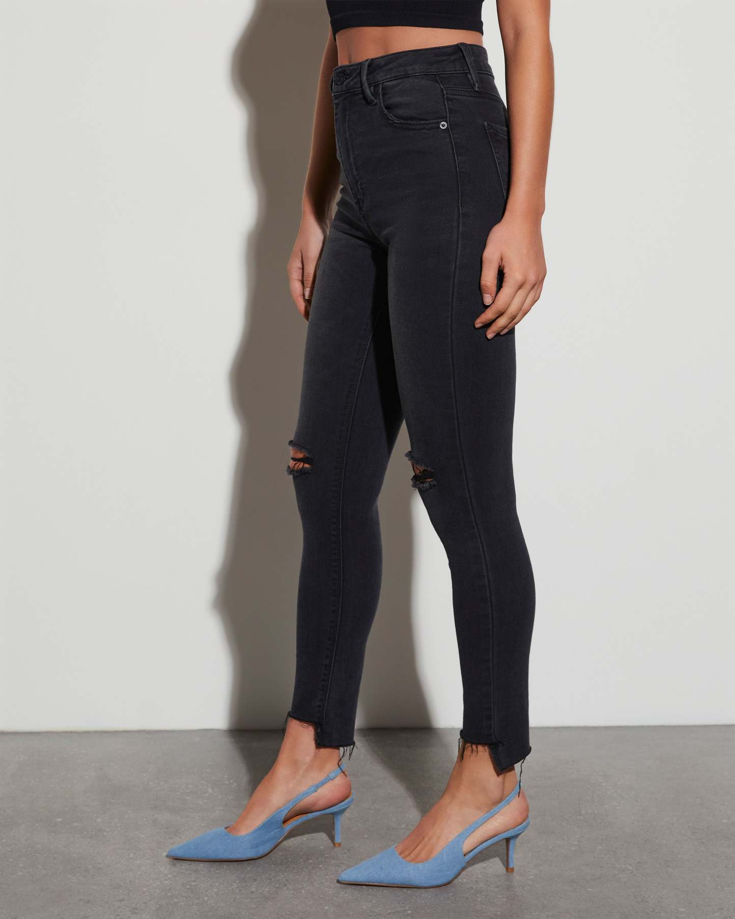 Volt High Rise Distressed Skinny-Matylis