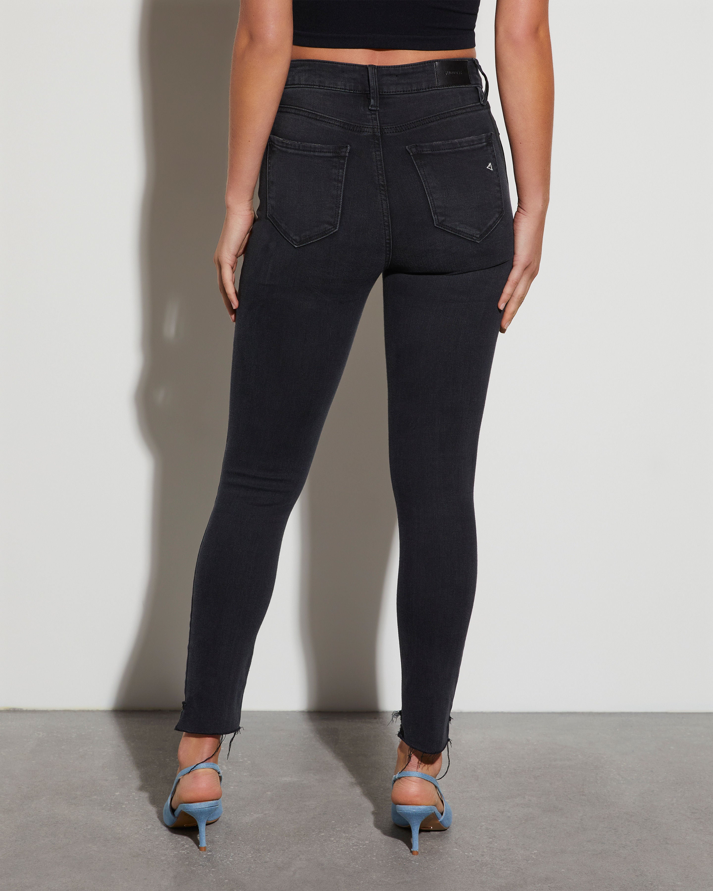 Volt High Rise Distressed Skinny-Matylis