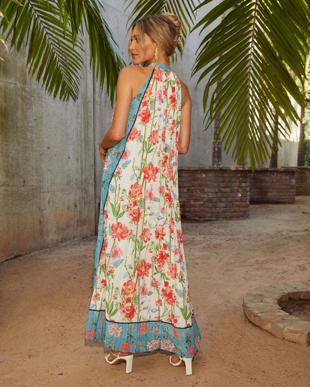 Vaughn Floral Pleated Halter Maxi Dress-Matylis
