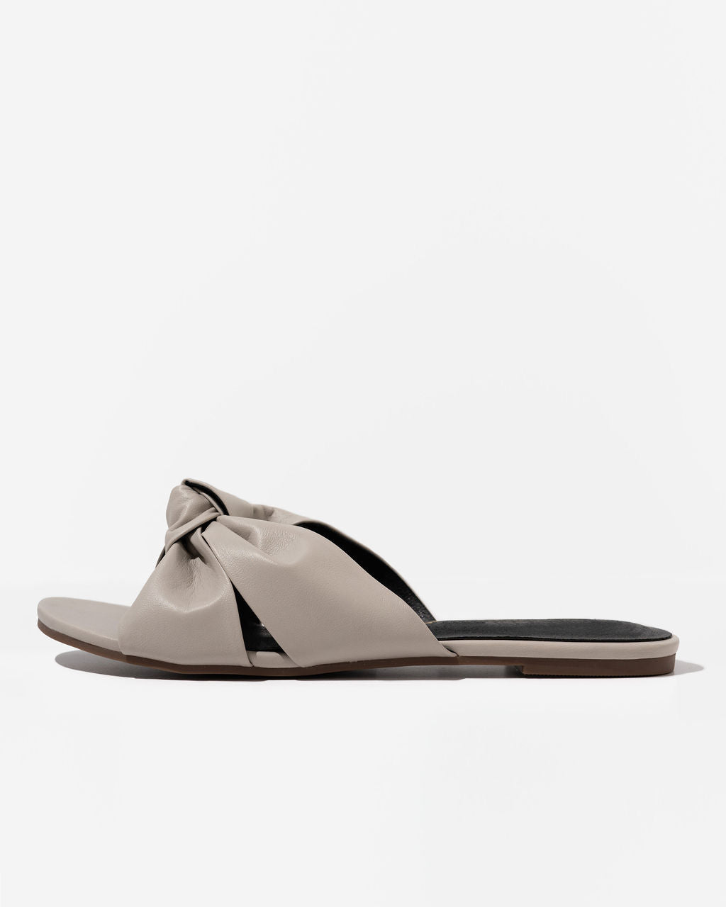 Serena Knotted Faux Leather Sandal-Matylis