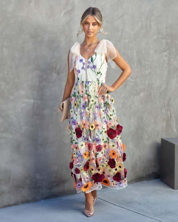 Wish Upon A Dream Floral Applique Midi Dress-Matylis