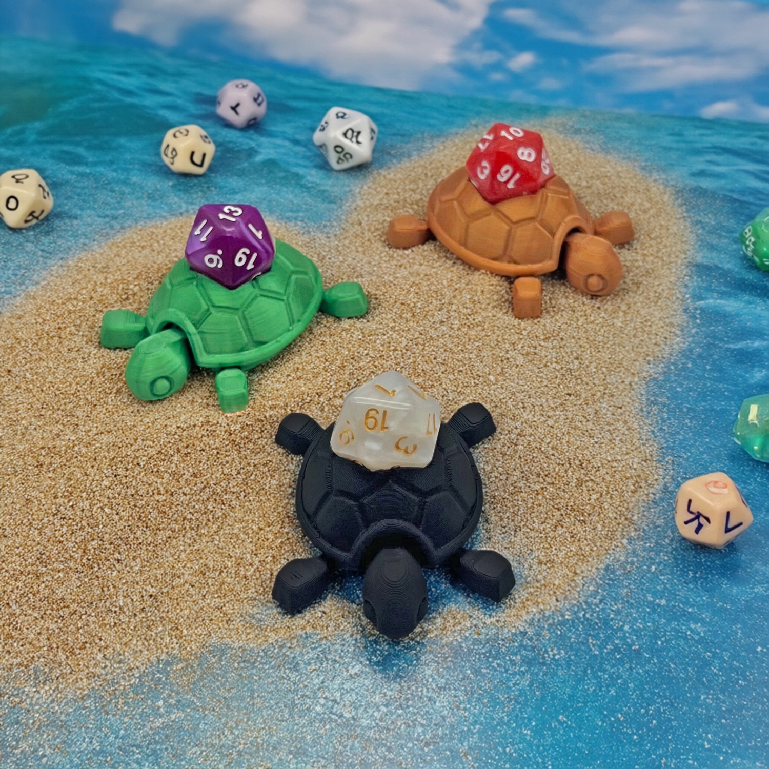 Board game dice storage turtle model ornaments COC running team (Random Color)