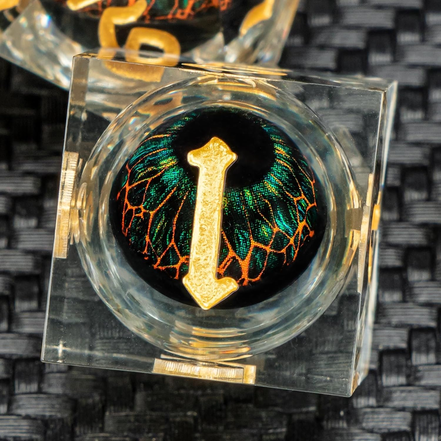 Dragon Eyeball  DND Sharp Resin Liquid  Dice Set