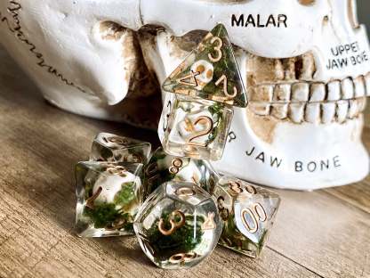 Undead Skull Dice Set (Give away a random dice set)