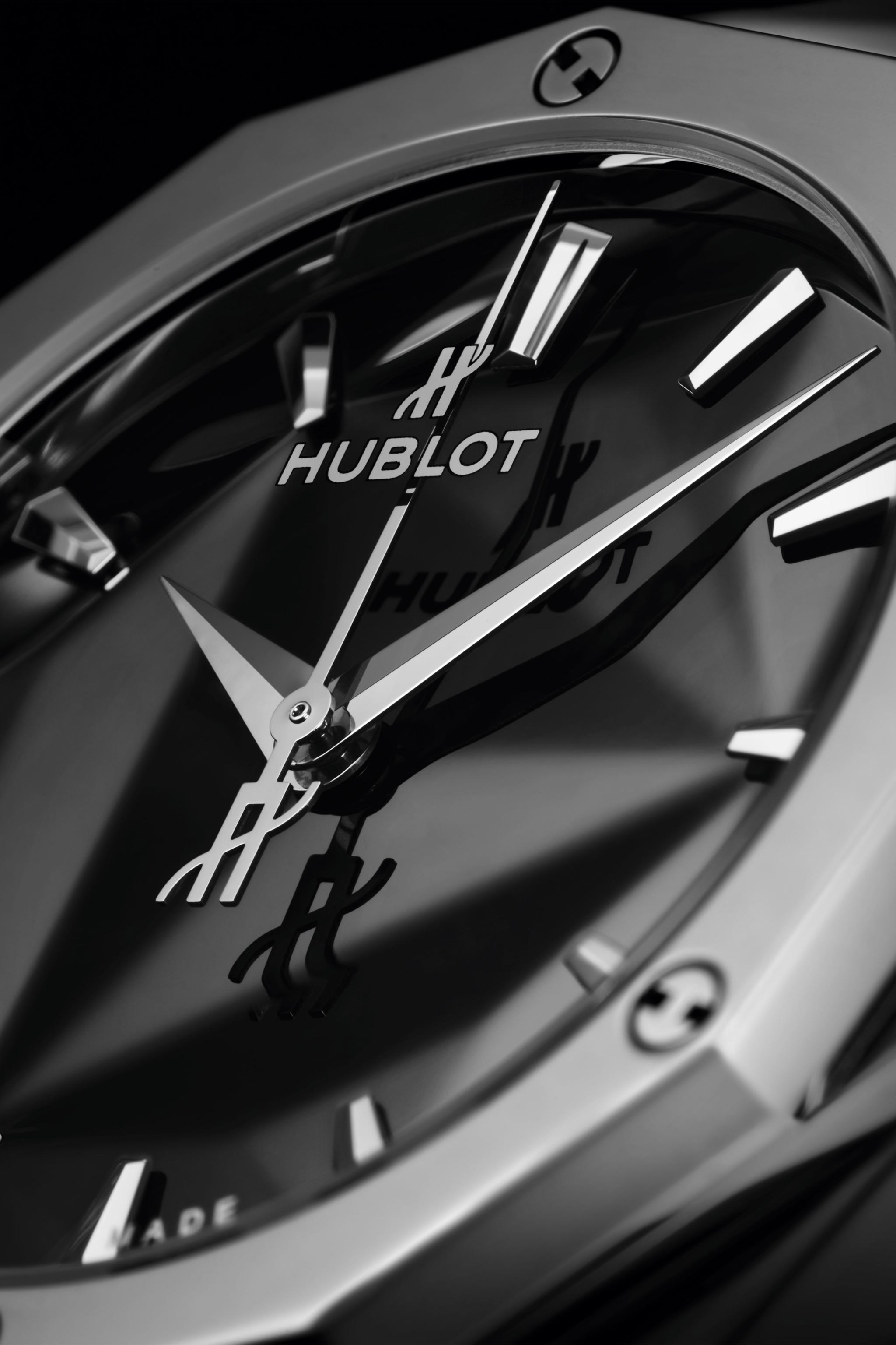 HB128 HUBLOT Classic Fusion Orlinski Bracelet Titanium 40mm 550.NS.1800.NS.ORL22