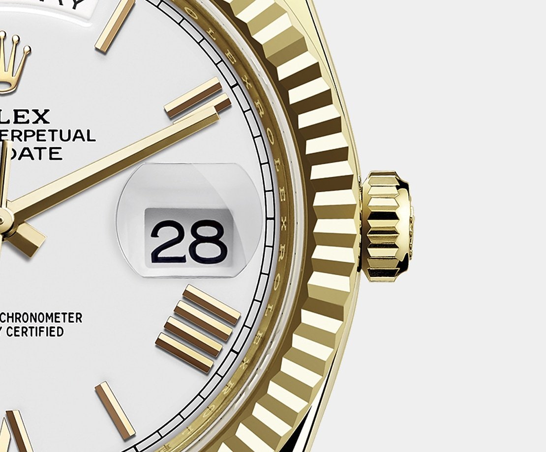 RL056 Rolex Day-Date 40 Presidential White dial, Fluted Bezel, President bracelet, Yellow gold Watch