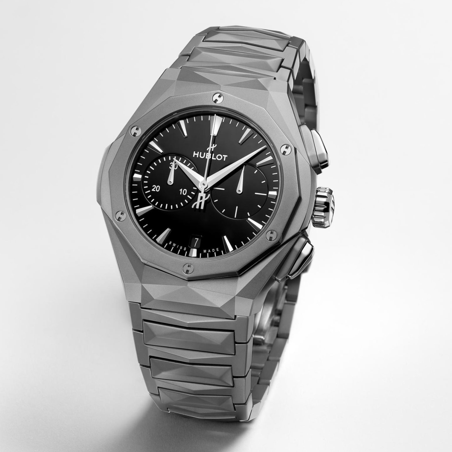 HB110 HUBLOT Classic Fusion Chronograph Orlinski Full Titanium 41mm 549.NI.1270.NI.ORL23