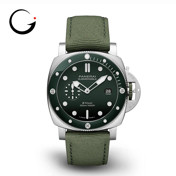 PA008 Panerai Submersible QuarantaQuattro ESteelTM Verde Smeraldo