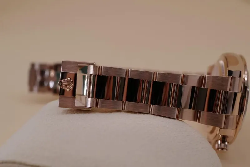 RL009  Cosmograph Daytona 116505 Black Diamond Dial Everose Gold Watch