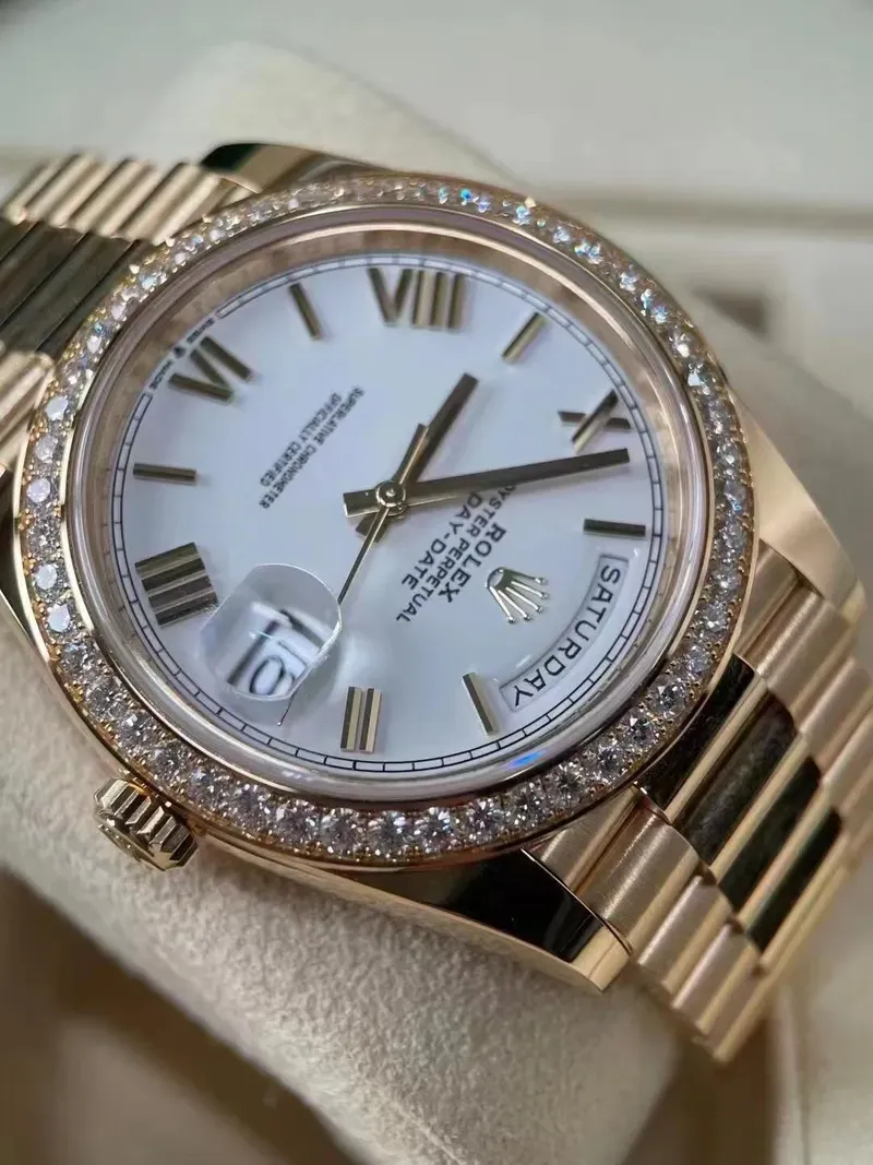 RL041  Day-Date 40, Presidential White dial, Diamond Bezel, President bracelet, Watch 228345rbr-0012