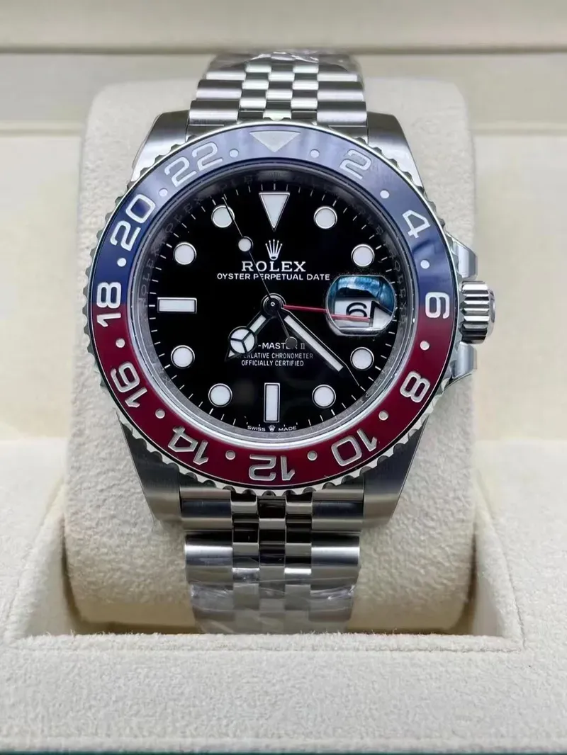 RL093  126710BLRO GMT-MASTER II "PEPSI"
