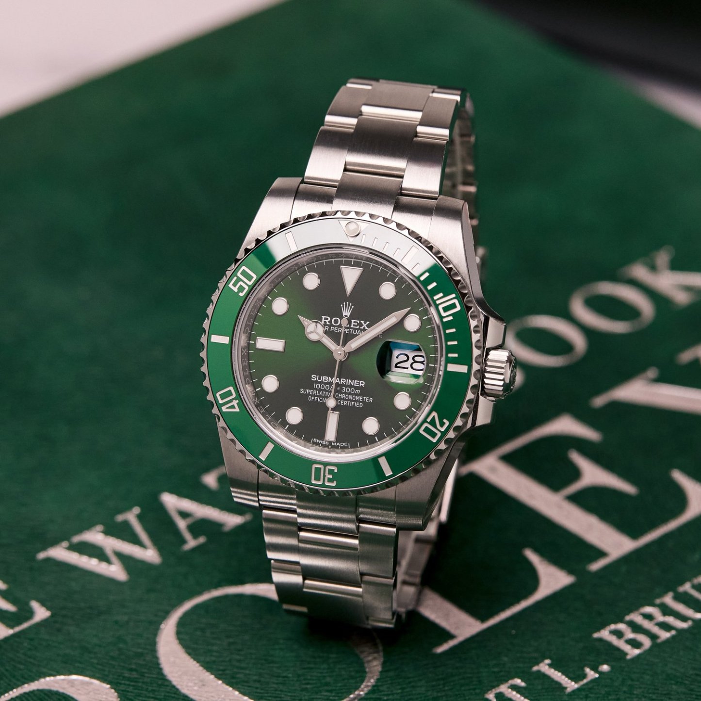 RL127  116610LV SUBMARINER DATE 40 "HULK"