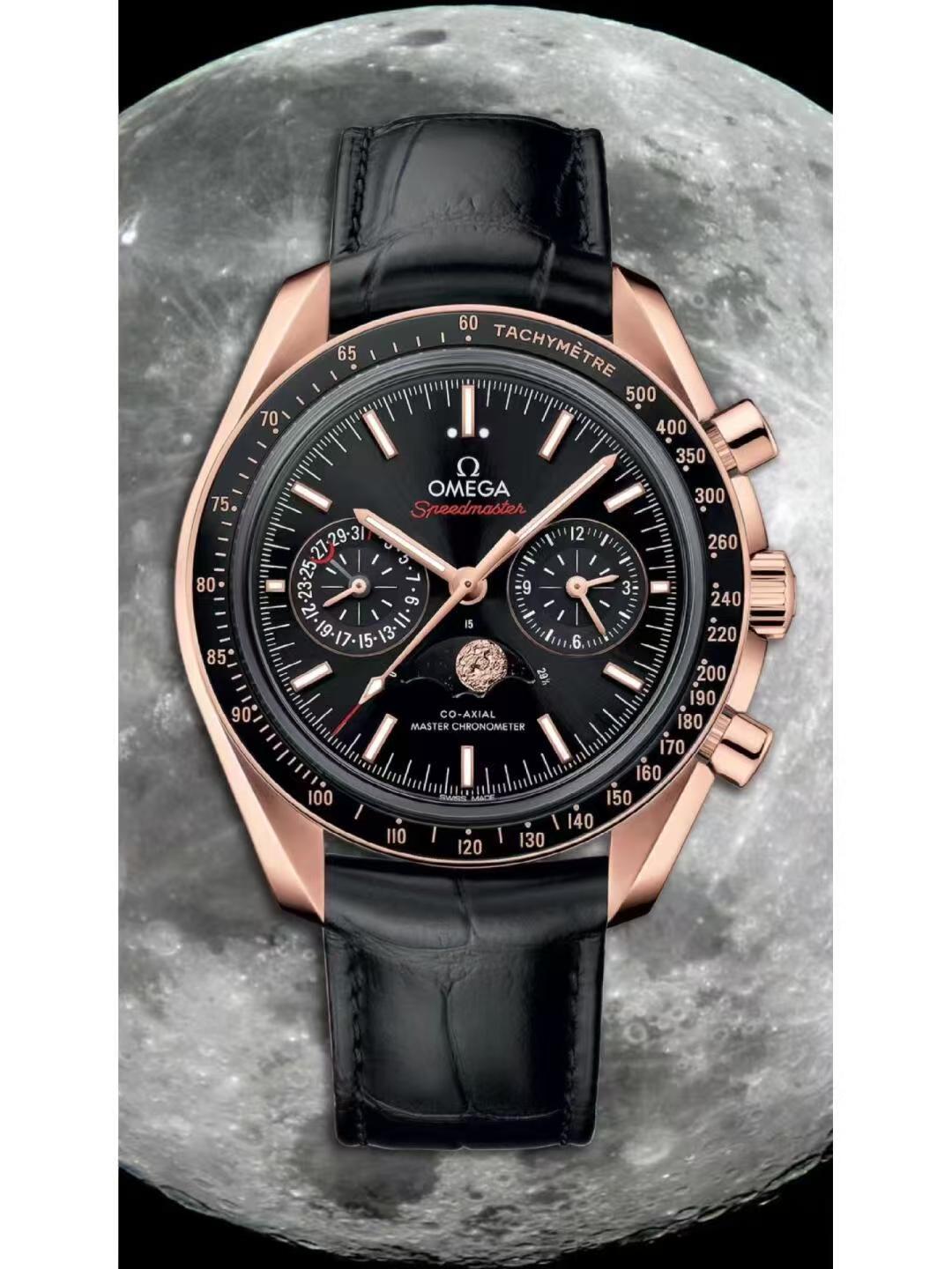 OM023 MOONPHASE CO‐AXIAL MASTER CHRONOMETER MOONPHASE CHRONOGRAPH 44.25 MM 304.63.44.52.01.001 FAVOURITES COMPARE SednaTM gold on Leather strap