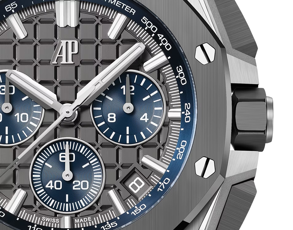 AP213  Royal Oak Offshore Selfwinding Chronograph 26420IO.OO.A009CA.01