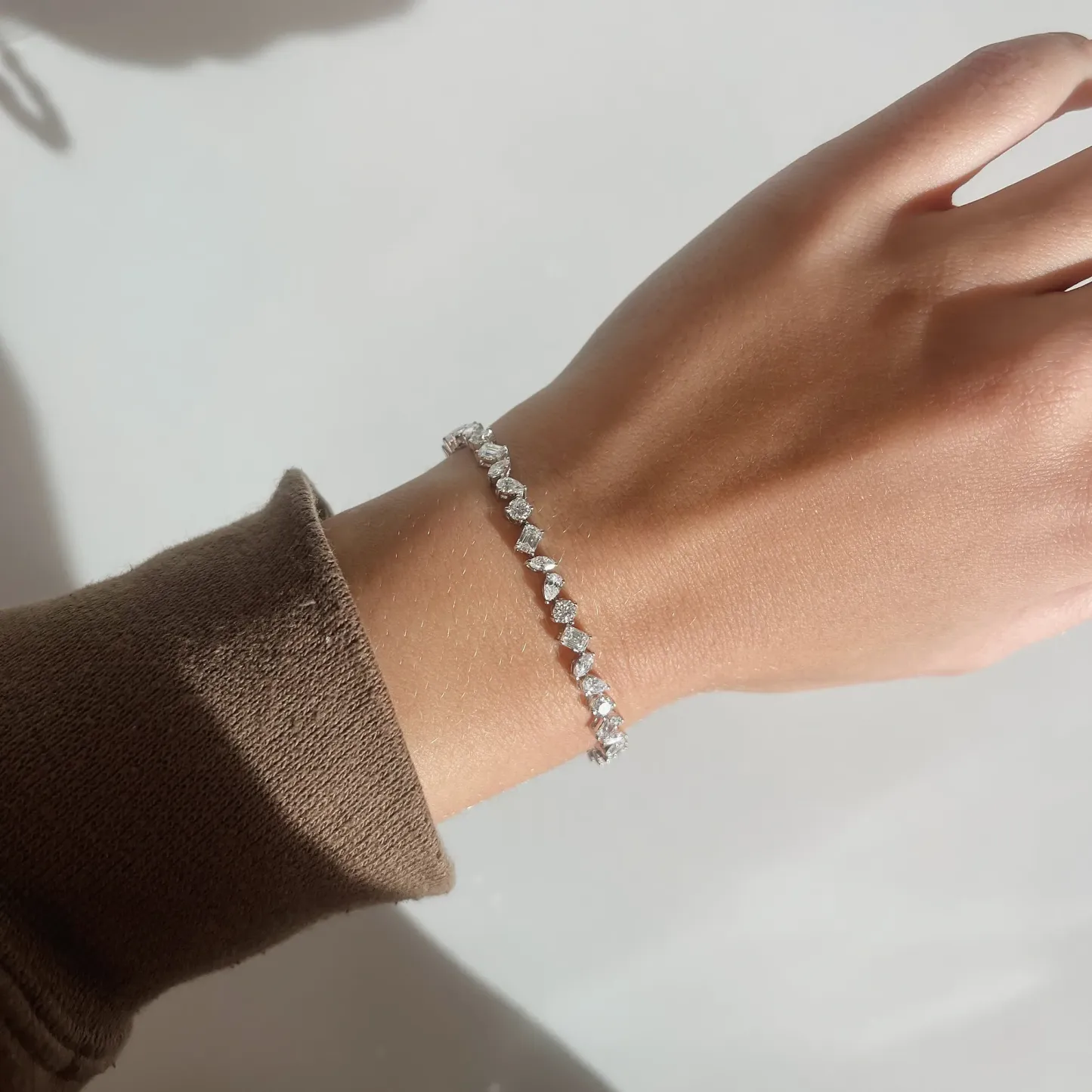 Vikasi - 15.61ct Tilted Mixed lab Diamond Bracelet