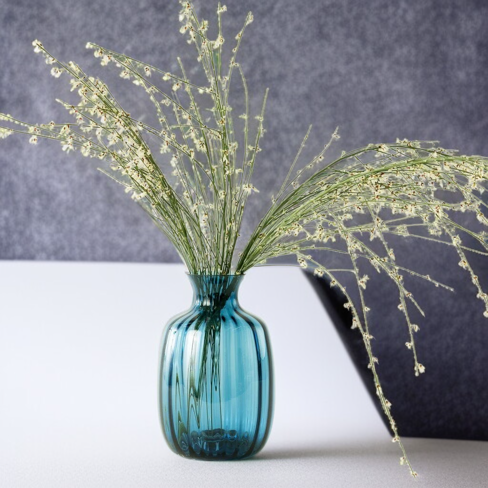 Nordische einfache transparente kleine Vase aus Reliefglas