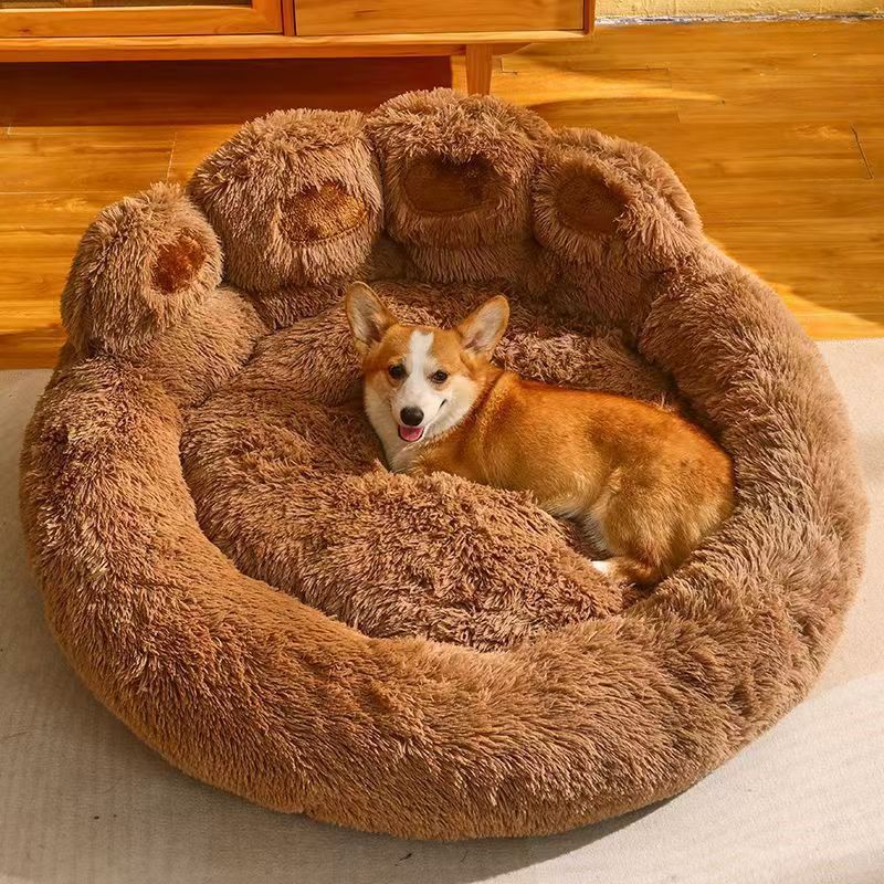 Bear Paw Dog Kennel In Winter Warm Medium And Large Dog Bed 