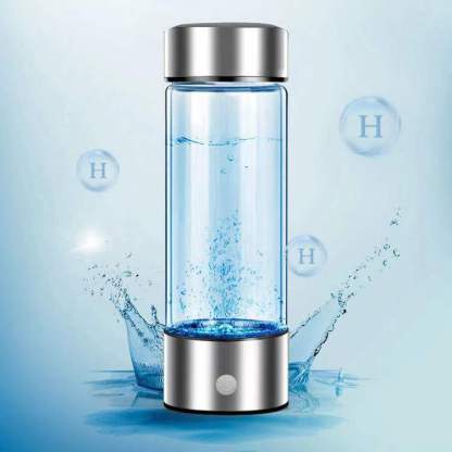 tasse d'eau riche en hydrogène