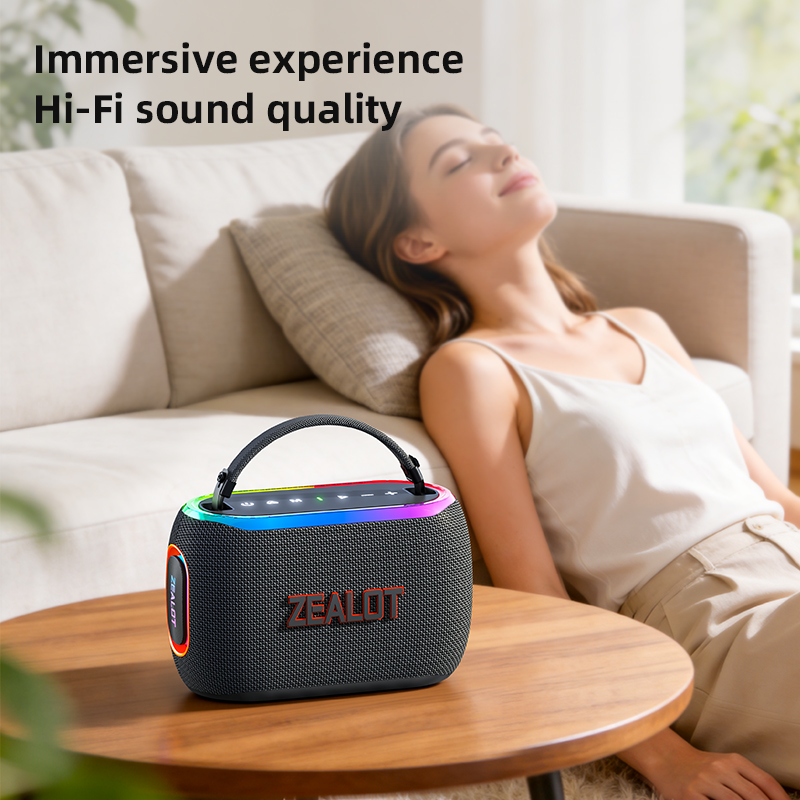 The new S182 portable outdoor speaker can be used directly with an app.