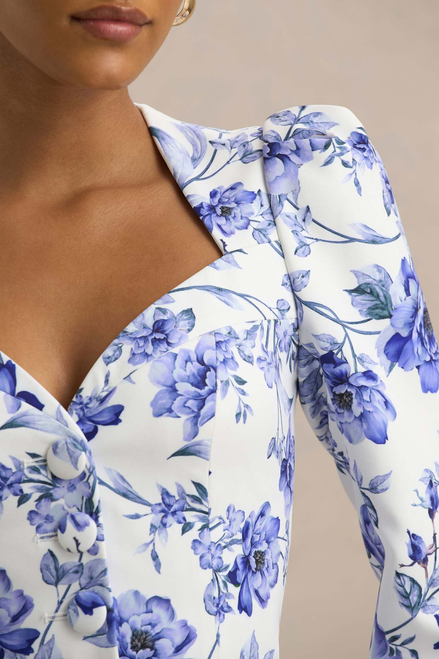 Blue Floral Print Sweetheart-Neck Tailored Top
