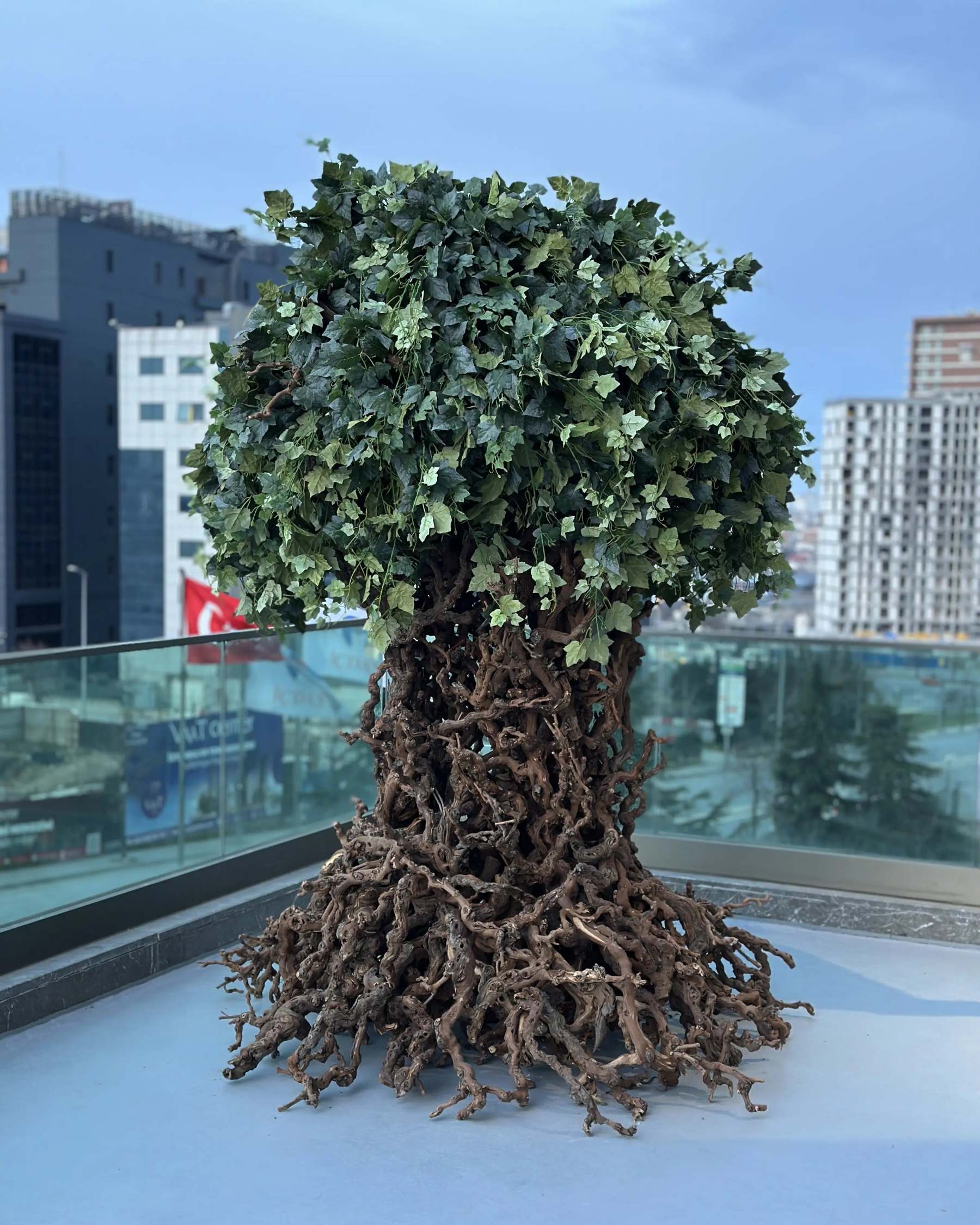 Artificial tree Canakkale Oak for hotel, restaurant and villa outdoor decoration