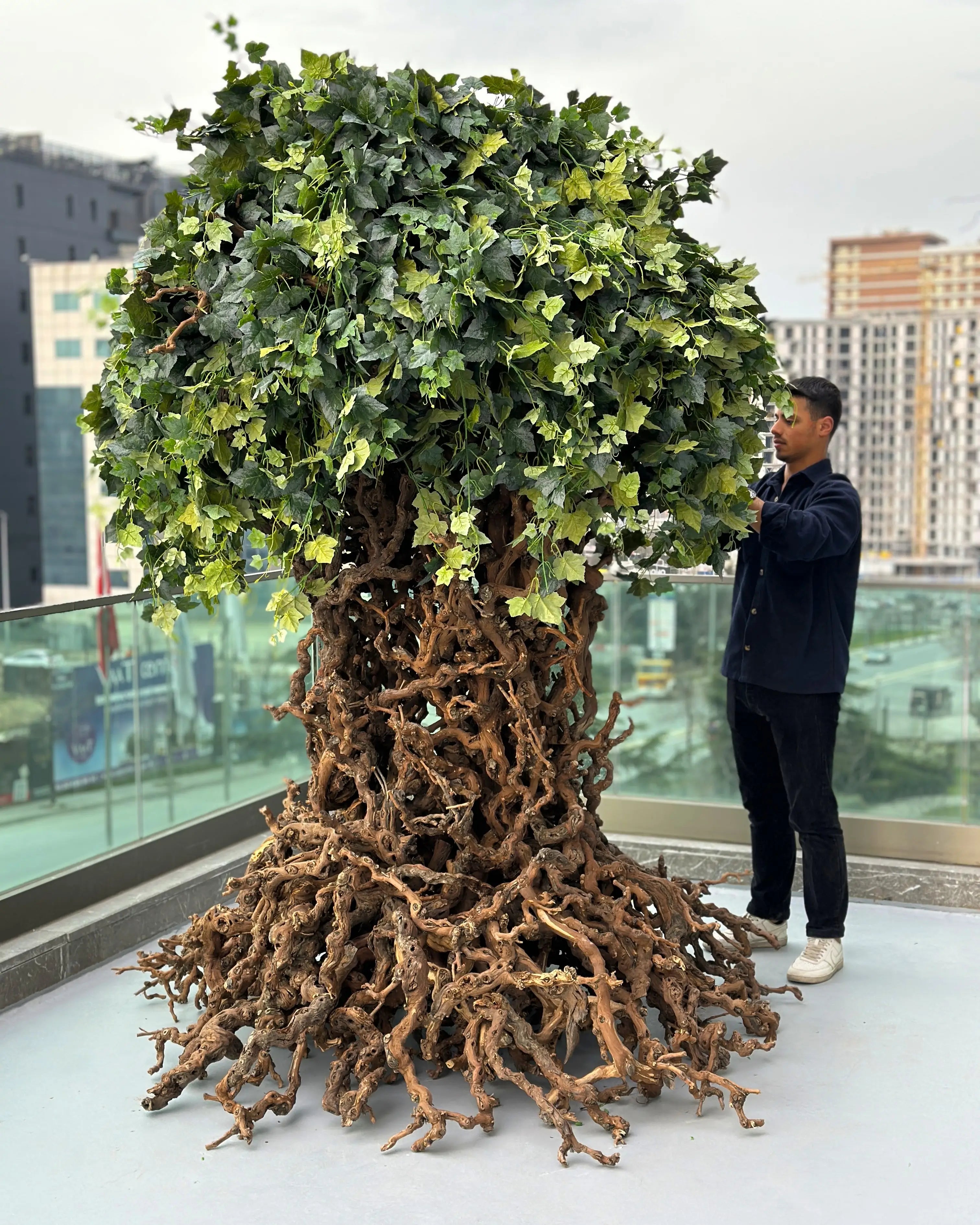 Artificial tree Canakkale Oak for hotel, restaurant and villa outdoor decoration