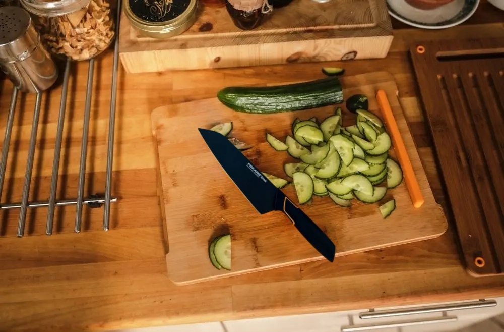 👩‍🍳 Zaljubi se u kuhanje｜FISKARS® limitirani set noževa (5-dijelni) s blokom i oštračem 💕