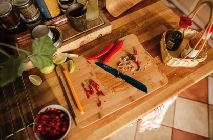 👩‍🍳 Zaljubi se u kuhanje｜FISKARS® limitirani set noževa (5-dijelni) s blokom i oštračem 💕