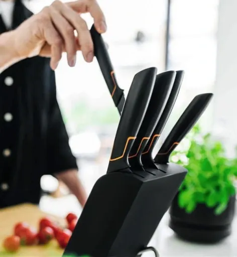 👩‍🍳 Zaljubi se u kuhanje｜FISKARS® limitirani set noževa (5-dijelni) s blokom i oštračem 💕