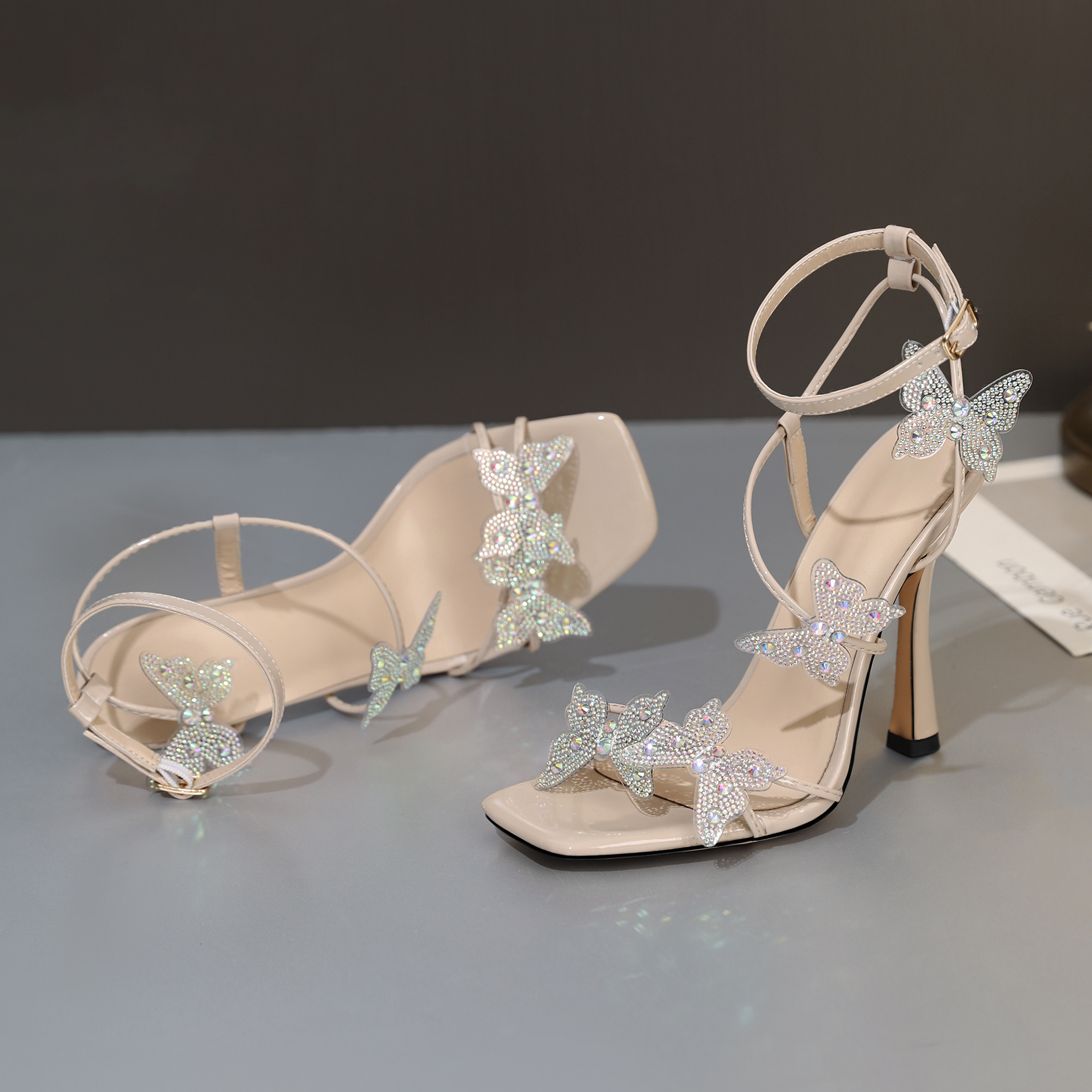 Square buckle and butterfly charm detail – SAMMITOP women’s stilettos
