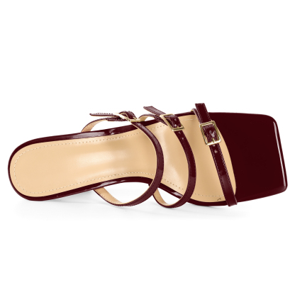 Side profile of strappy open toe design