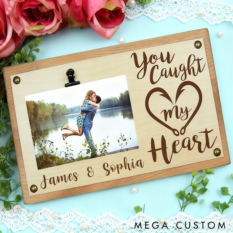 Personalized Wooden Fishing Photo Frame You Caught My Heart Anniversary Gift for Boyfriend Husband Fishing Couple Gift Engraved Quotes Love Picture Frame Romantic Gift for Couples Anglers and Valentine's Day