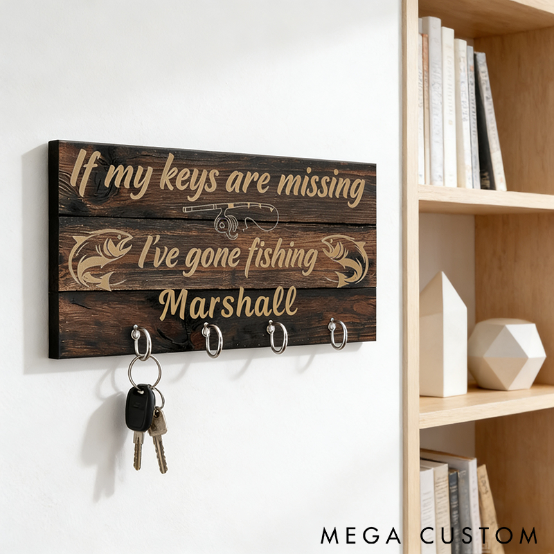 Personalized Fishing Key Holder Rustic Wooden Design Custom Name Perfect for Fishing Lovers Home Decor and Practical Key Organization