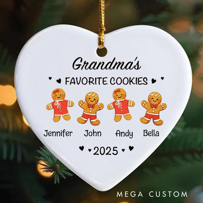 Personalized Grandma's Favorite Cookie with Grandkids’ Name Christmas Ornament Gingerbread Ornament with Name Xmas Tree Decor for Baker 2025 Xmas Gift
